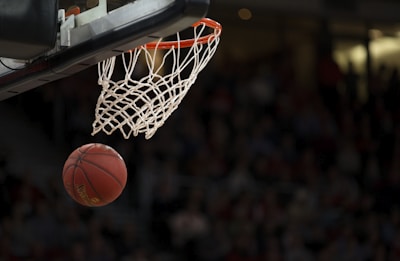 篮球完全即时比分网推出实时NBA CBA赛程追踪，全球球迷数据体验升级的新闻配图